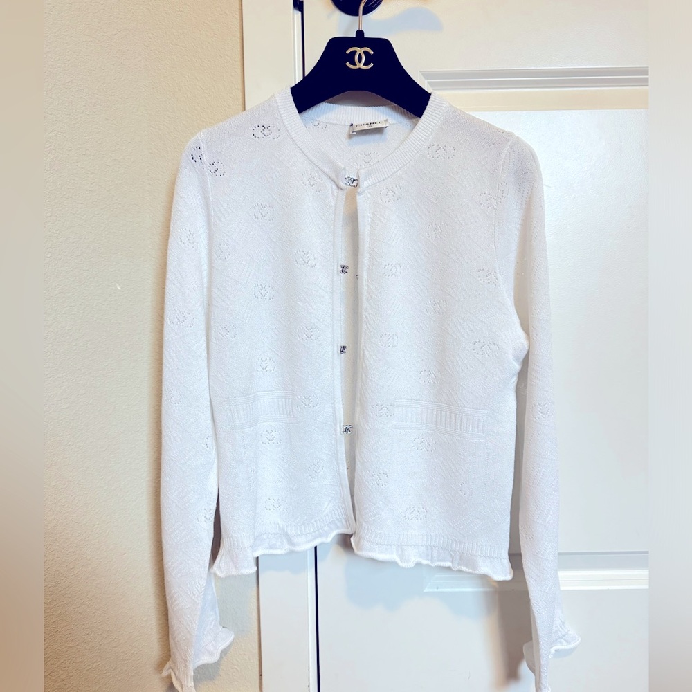 Chanel cardigan 36